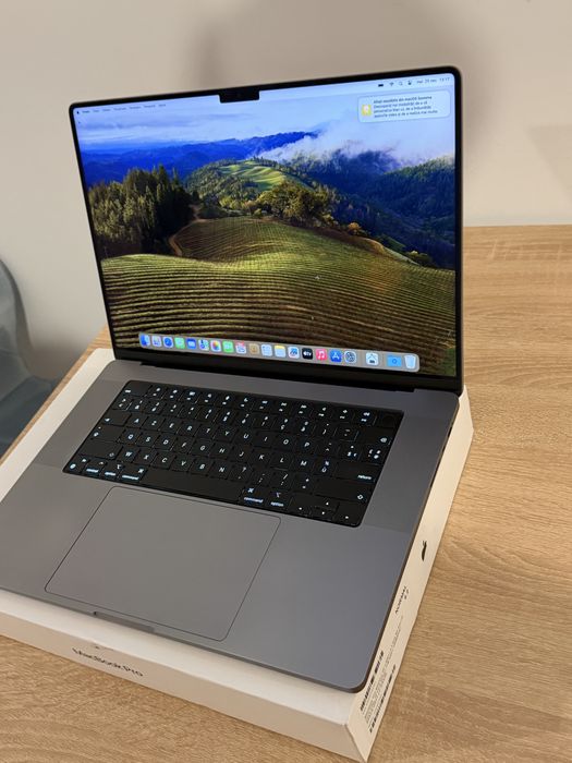 Vand macbook pro M1 16” 16 gb ram , 1 tb in stare foarte buna