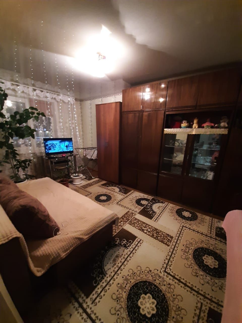 Продам 1 комн кв 19 мкр 11400