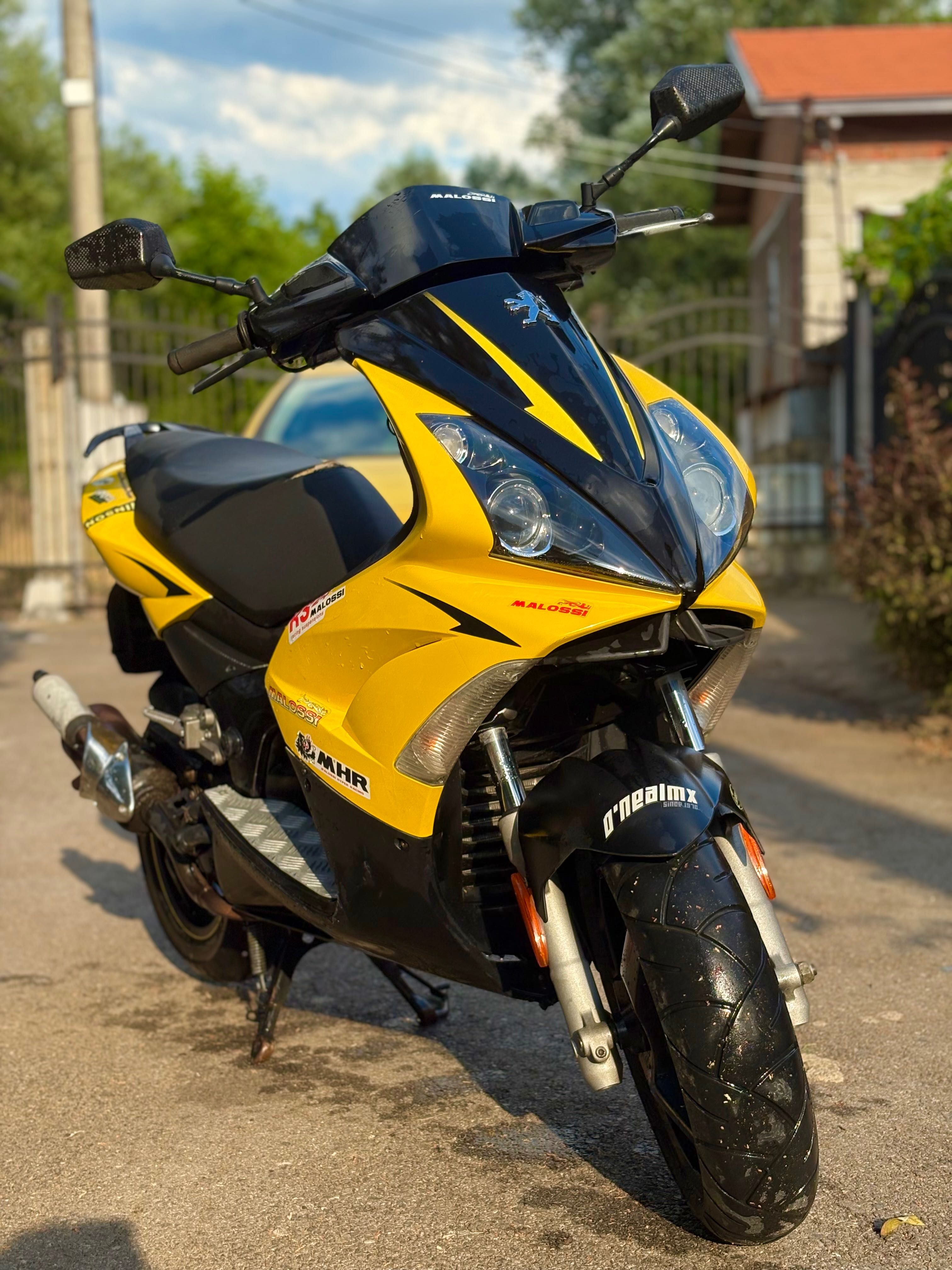 Скутер Peugeot Jet Force