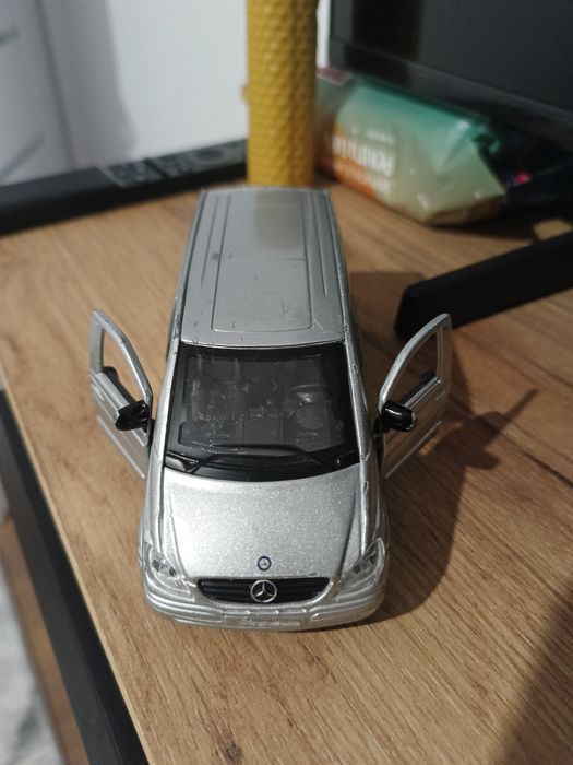Machete de mașini