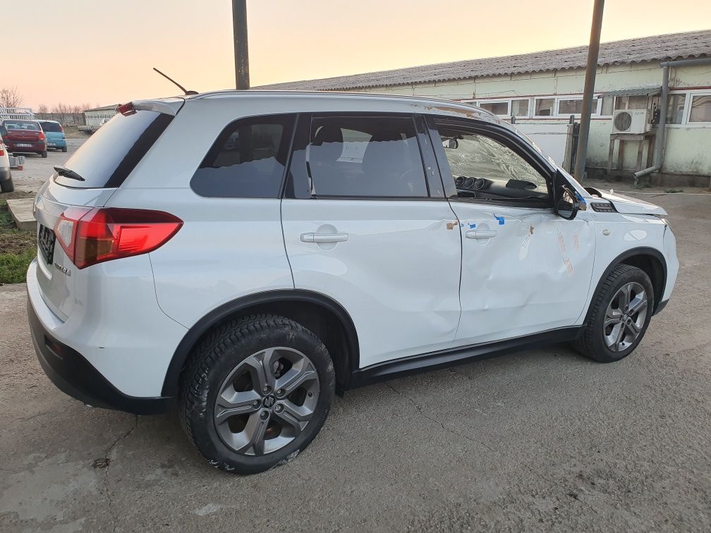 Dezmembrez Suzuki Vitara,  2017 , 1.6 benzină  , euro 6 , 72000 km