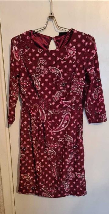 Продам женские платья, р-ры от 38 до 46. Из Европы, есть новые.