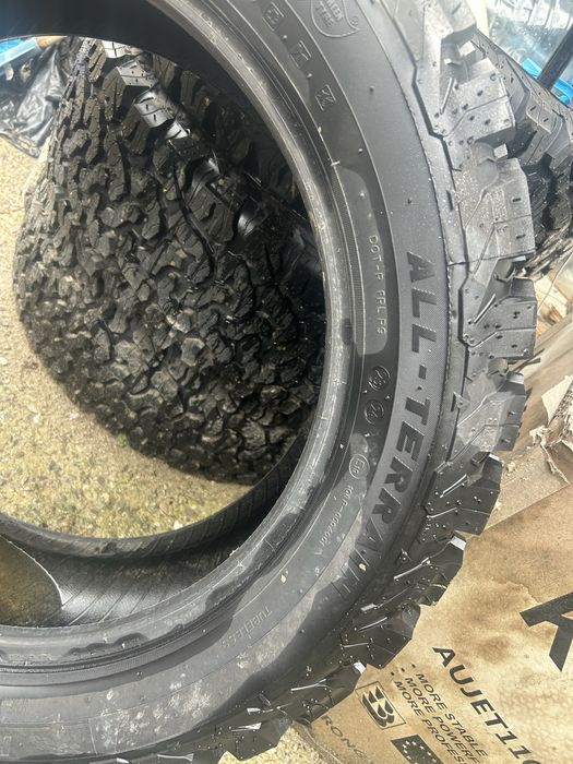 Anvelope all season 235/55/19