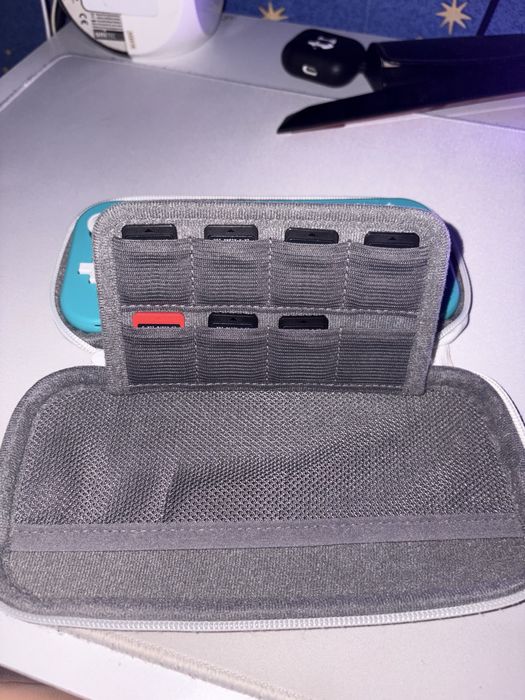 Nintendo Switch Lite +7 jocuri