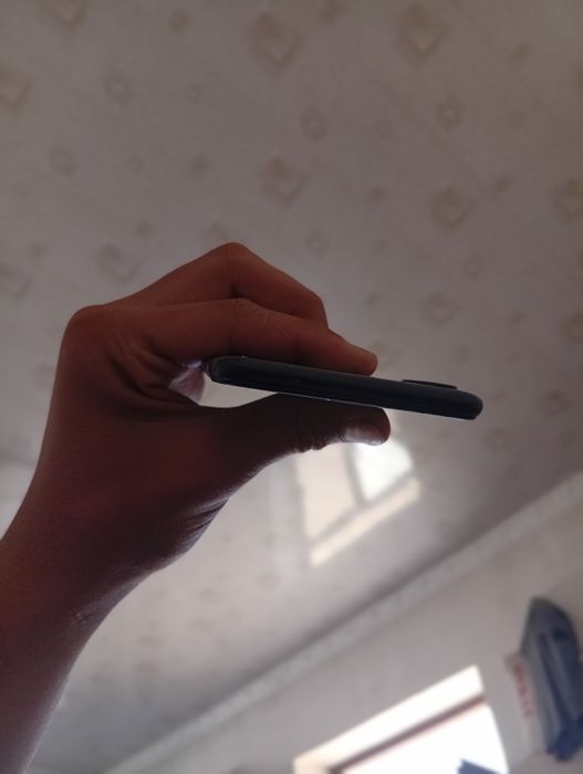 Samsung A20s sostayna xarawo