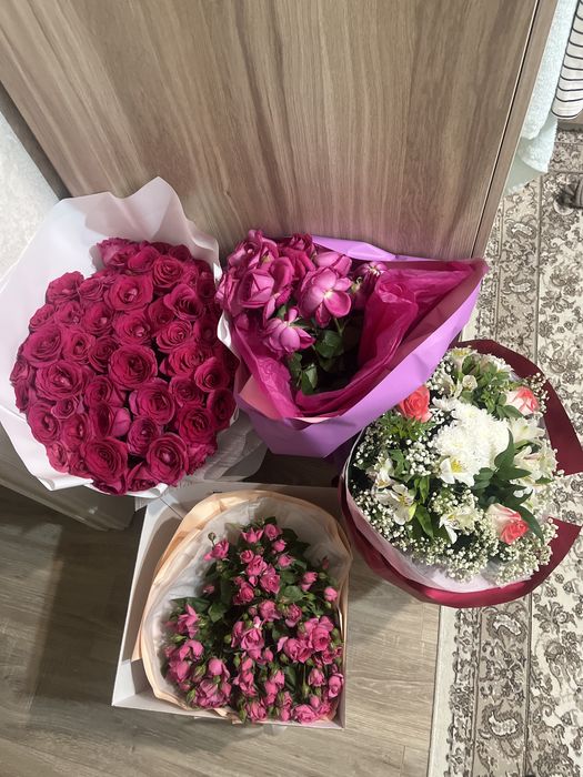 цветы свежие .