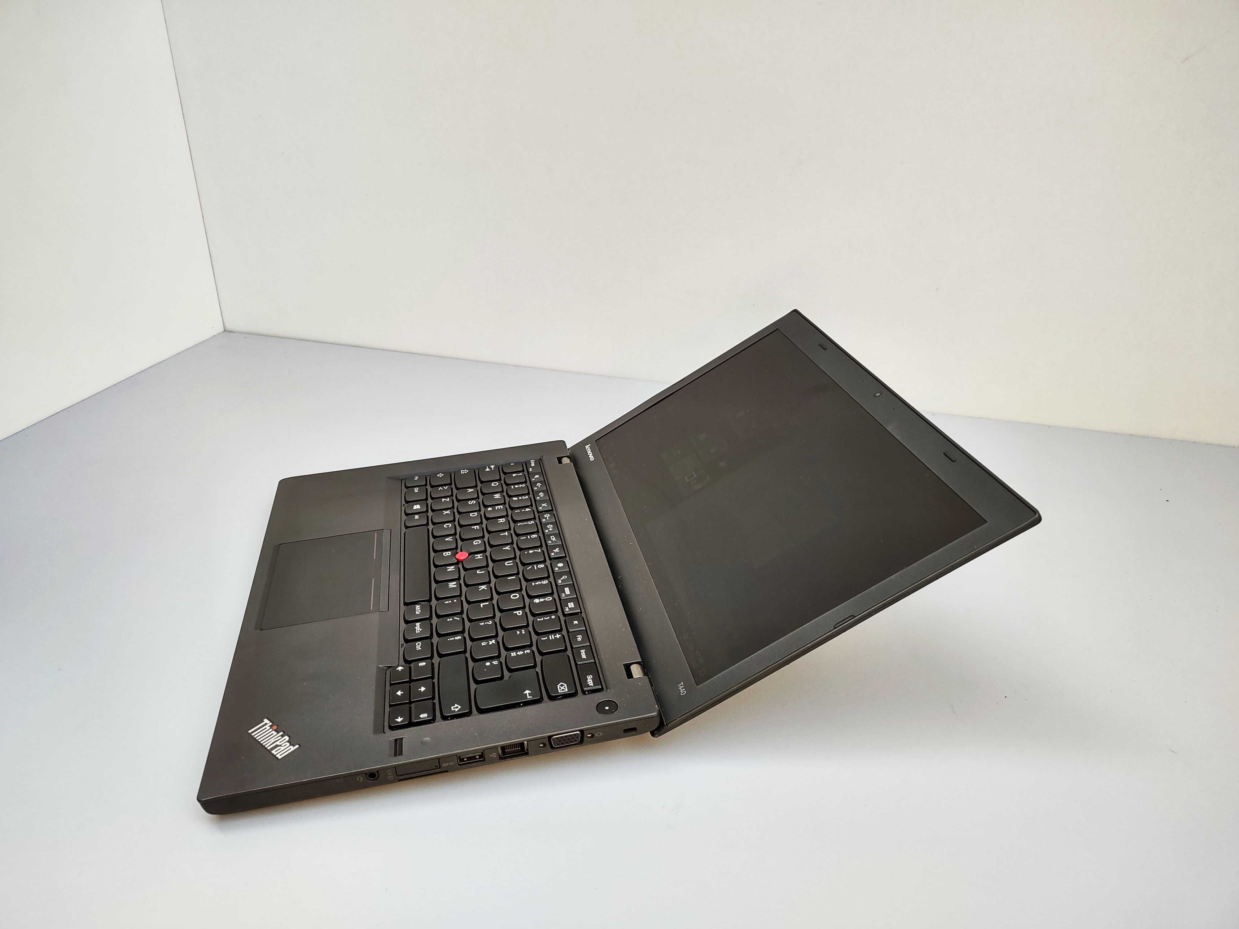 REDUCERE ! Lenovo ThinkPad T440 la doar 799 lei