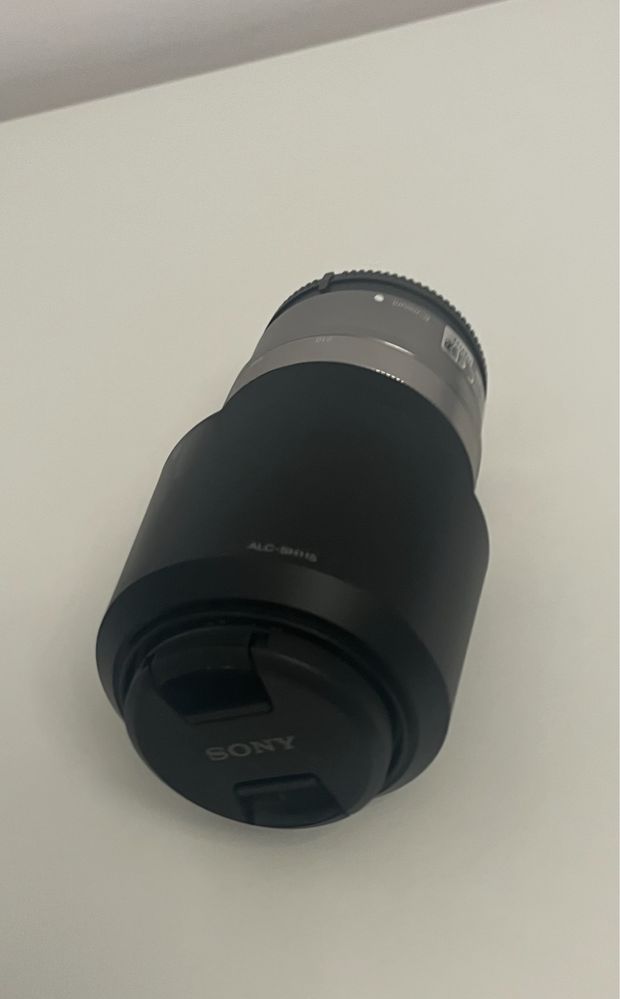 Camera foto profesională Sony Alpha 5100 + alte accesorii
