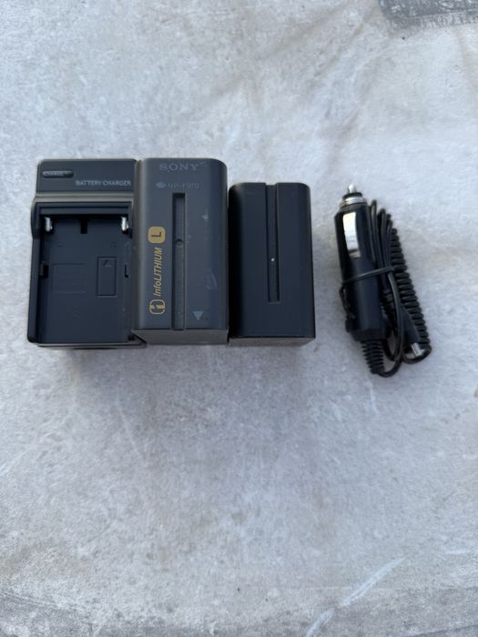 Видеокамера SONY MC2500