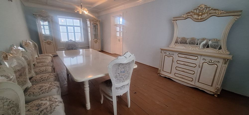 Mexmonxona va spalniy mebellari