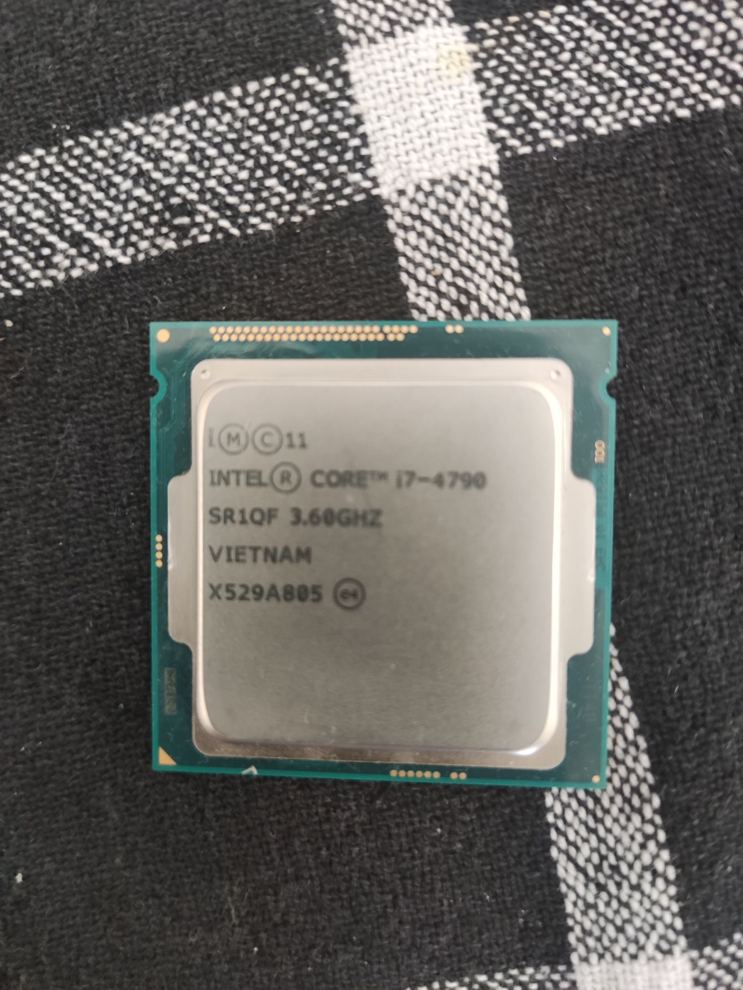 Процесор Intel Core i7-4790
