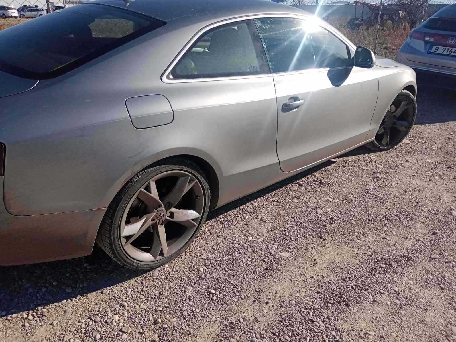 AUDi A5 2011г. 2.7TDI 190кс. мултитроник с код LKY код мотор CGKA