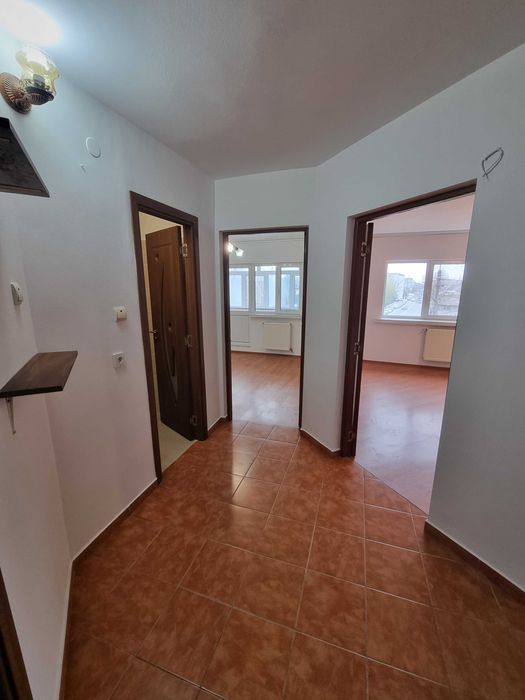 Ap. 3 camere, et. 2, 67 mp, Str. Drăgăneṣti, Bl. 12