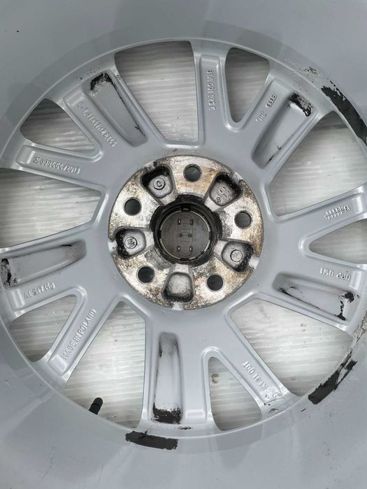 Set jante R17 cu anvelope vara continental  215 55 R17 Audi Q2 ca noi
