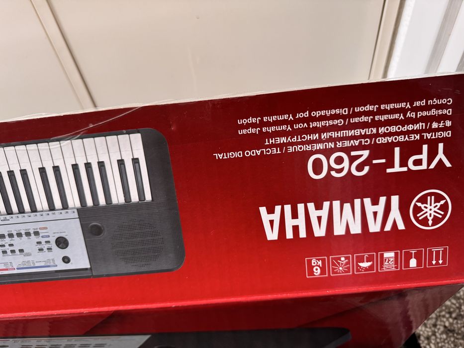 Електронно пиано Yamaha YPT - 260.