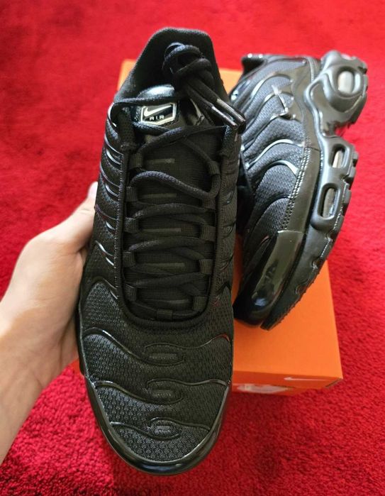 Nike Air Max TN Plus Triple Black (от/до 36-46 номер)(НАЙ-ПРОДАВАН)