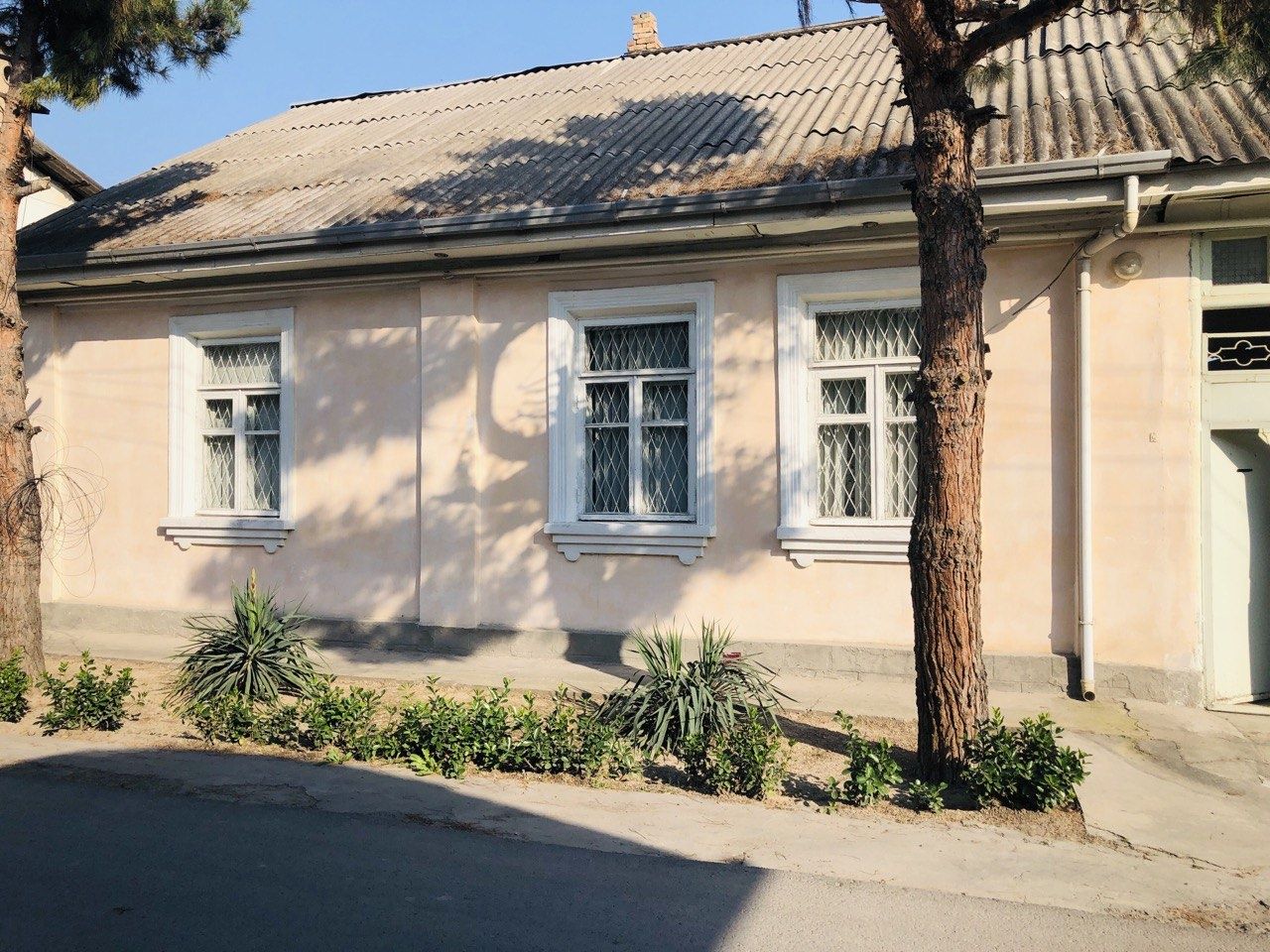 Продаётся дом в г. Янгиюль