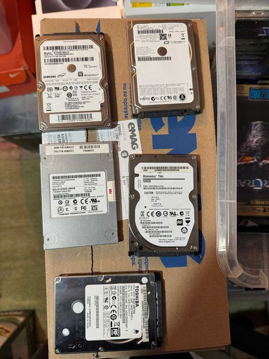 SSD-uri si HDD-uri