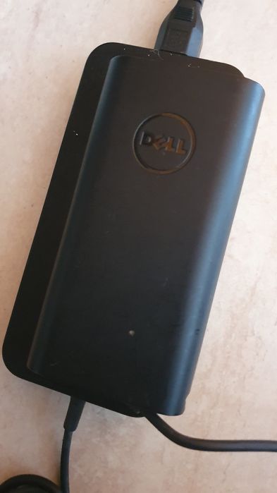 Alimentator laptop Asus Dell posibil defecte