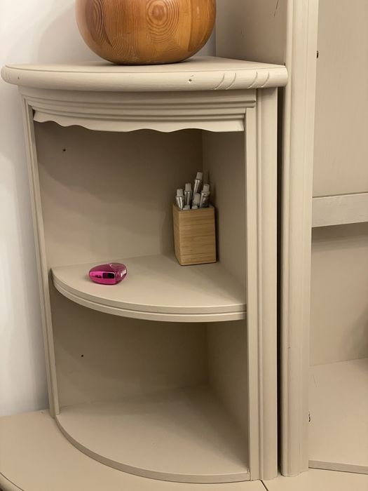 Vand biblioteca culoare bej deschis