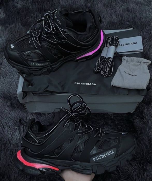 Balenciaga track