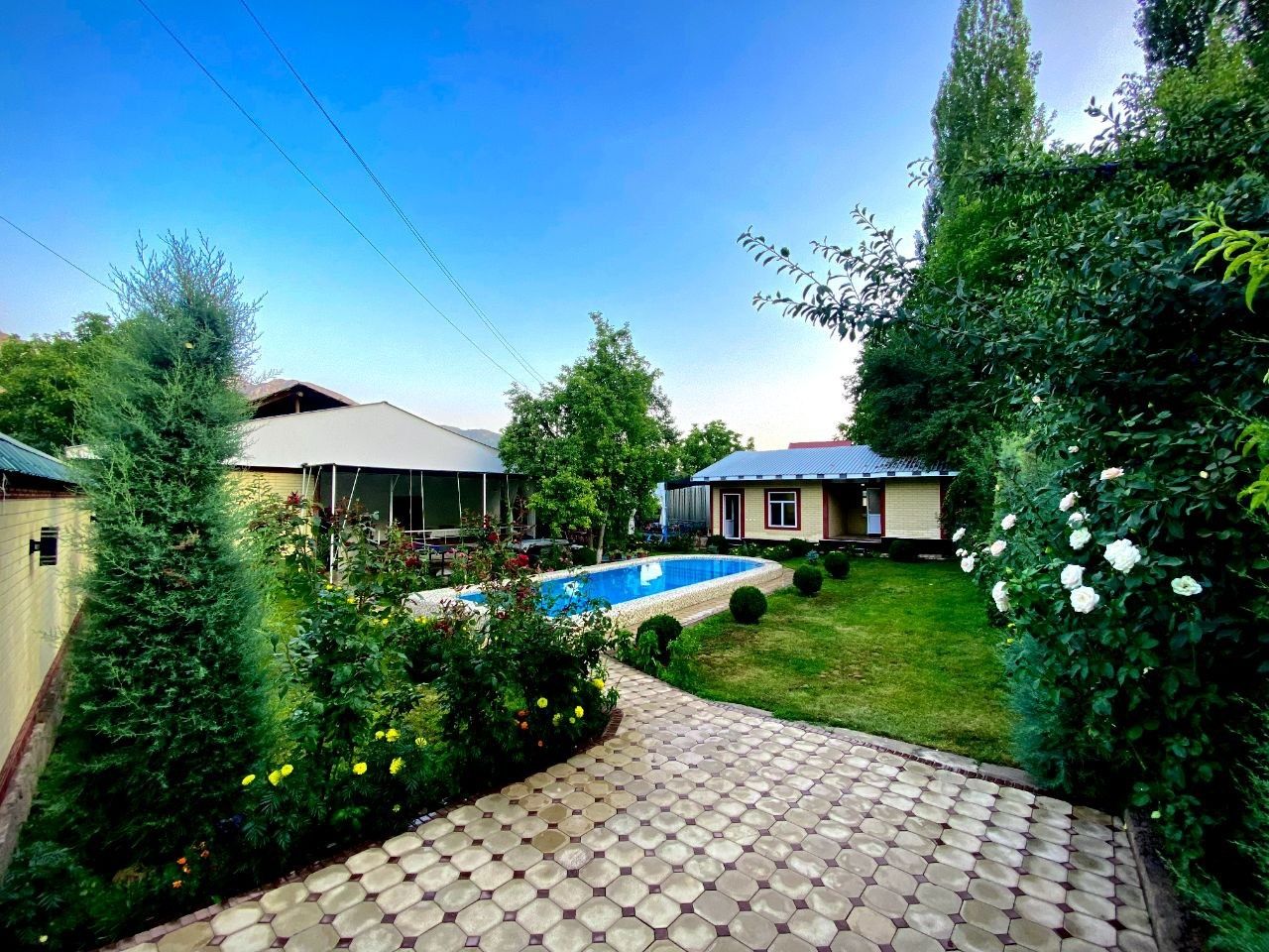 Dacha bor sijjak