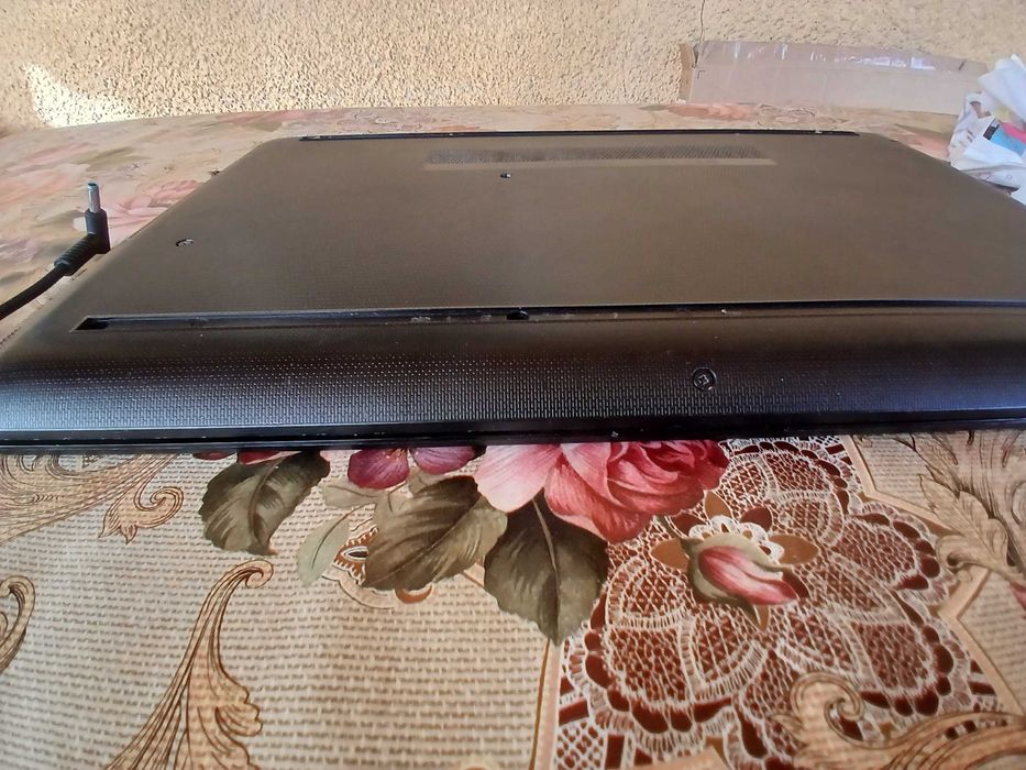 Laptop HP 15-da0xxx / i5-7200U / SSD 240GB / 4GB RAM /