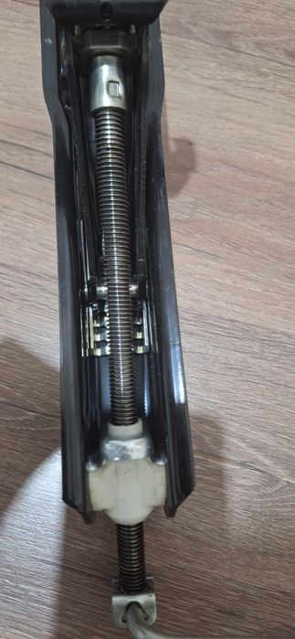 Cric și cheie roti Megane 3,4,  , Pasat B6