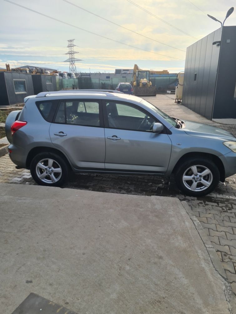 Toyota RAV4 2006, benzină 2.0 l, 4x4