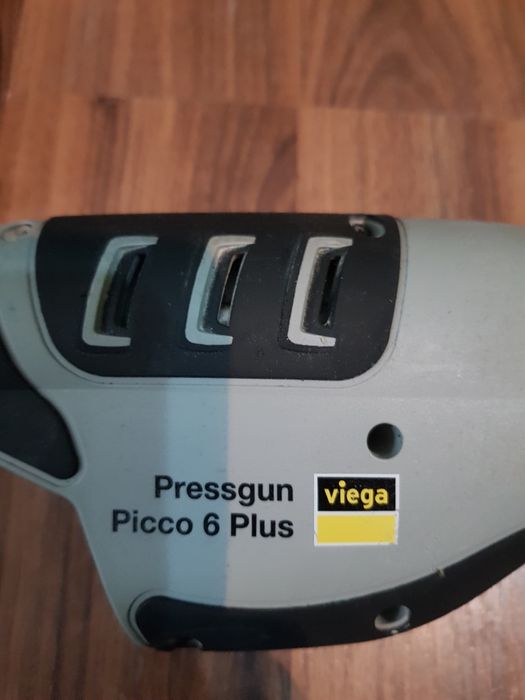 Presă de sertizat Viega Pressgun Picco 6 Plus  fabricație 2024