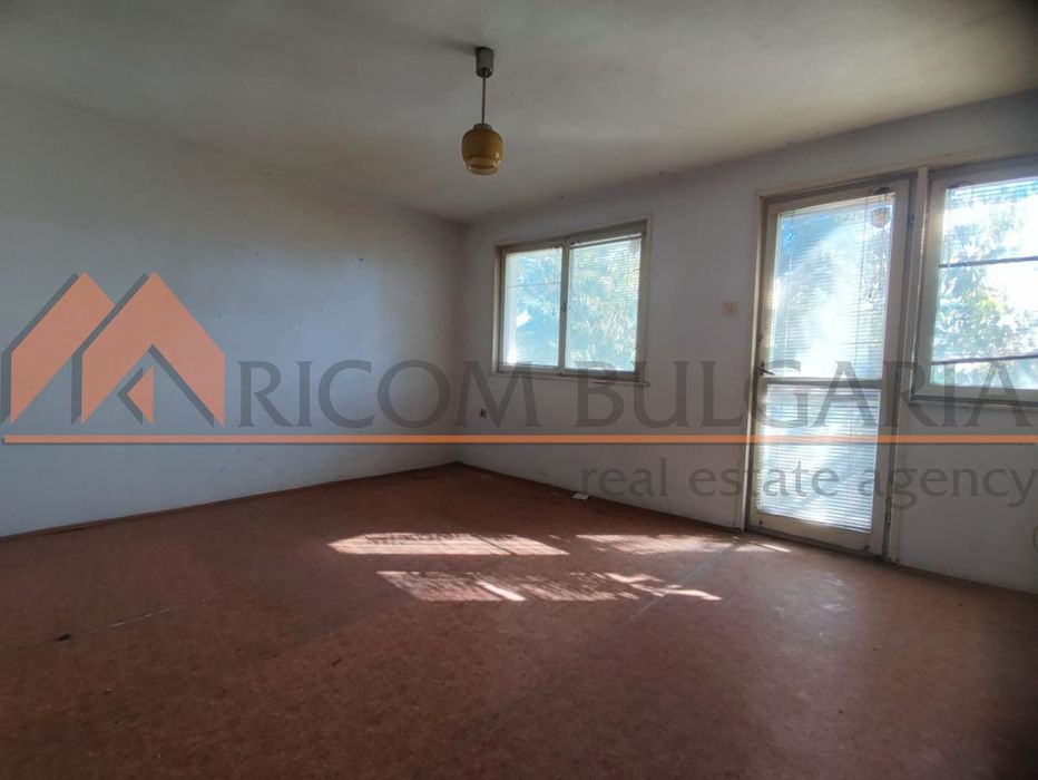 Продава се Къща в Варна, м-т Евксиноград - 294 кв.м за 1191 €/кв.м - Снимка #1