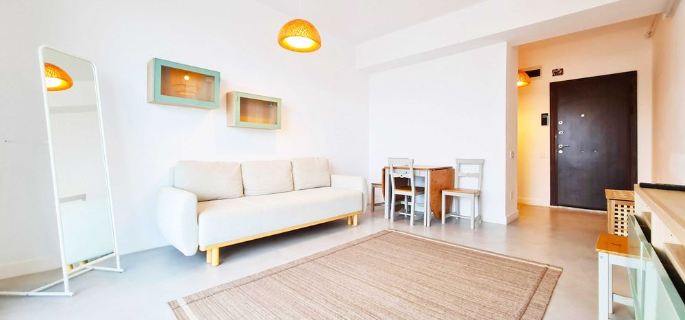 Apartament de închiriat în Mamaia Nord - decomandat