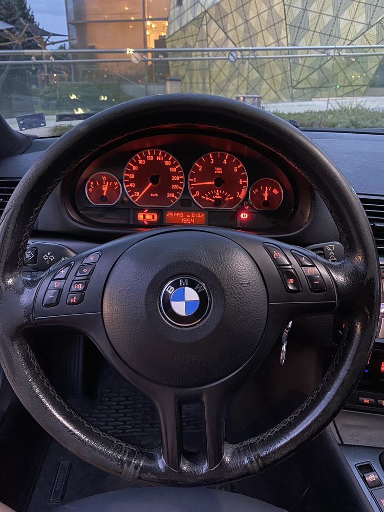 BMW 330 xi E45 facelift