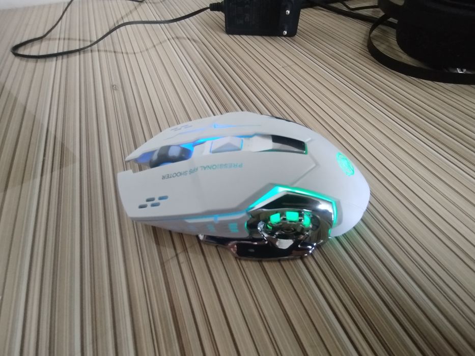 Мышка сотилади Продаётся игровая мышка