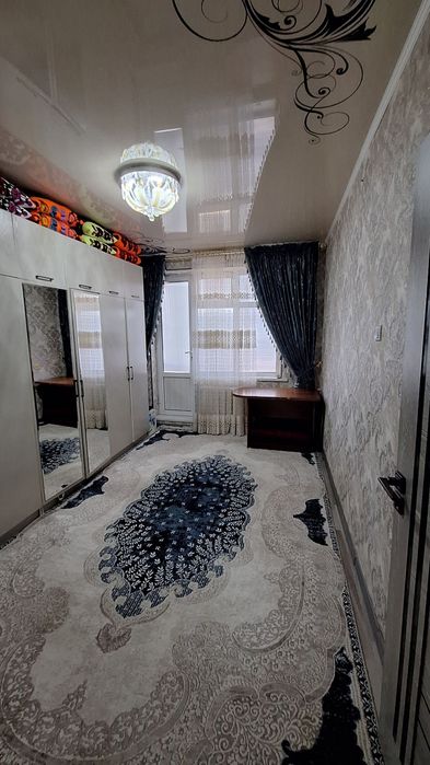 Уй сотилади 9-мкр Центр банк олди