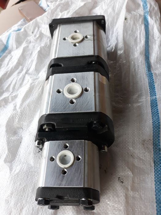 SC Pompe triple pt macarale HIDROM 18 T si STALOWA WOLLA