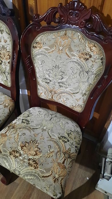 Стульчики гостинные