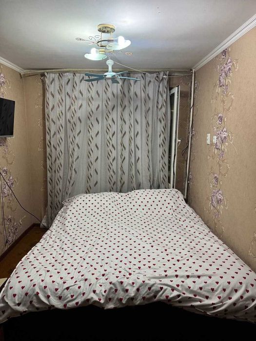 3 xonali kvartira sotiladi