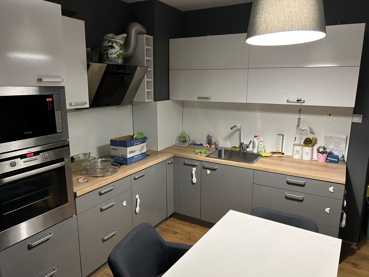 Продава се Тристаен апартамент в София, Овча купел 1 - 87 кв.м за 2127 €/кв.м - Снимка #2