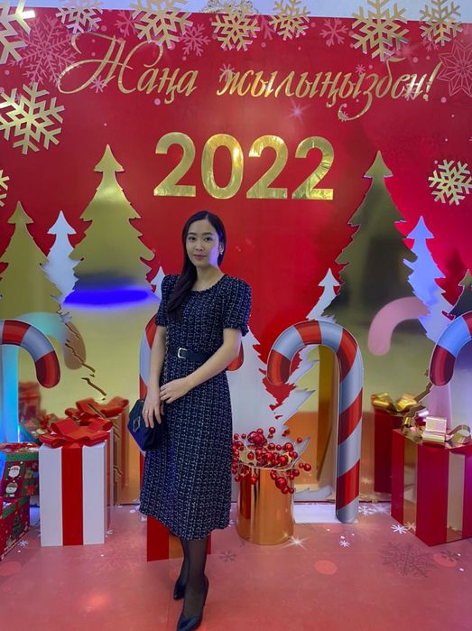 Продам новое платье