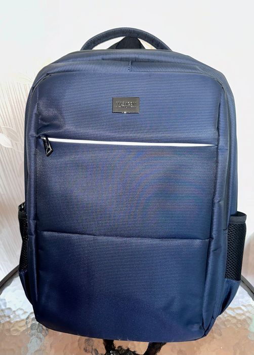 Geantă Rucsac Modernă Ella Icon, Bleumarin, Nouă, cu Port USB