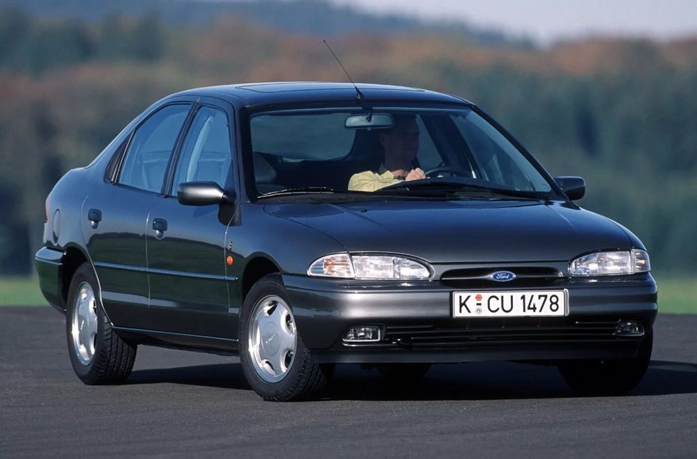 Форд Мондео 1 поколения.