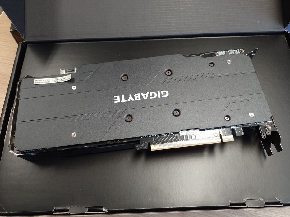 Видеокарта Gigabyte RTX2060 super 8GB