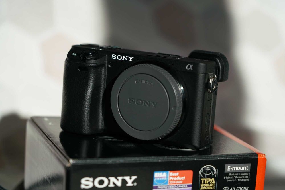 Фотоапарат Sony A6400