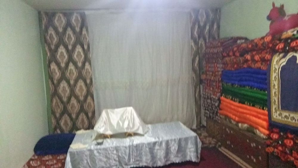 Toshkent Zangiotada bozsuv da 2xonali dom sotiladi