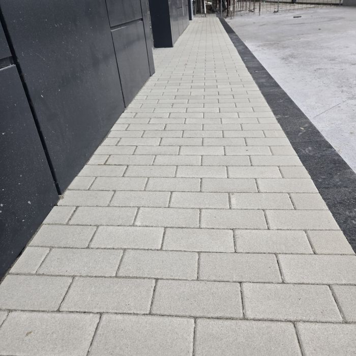 Pavele Curte/Pavaje /  Dale/Borduri  -Bragadiru Ilfov