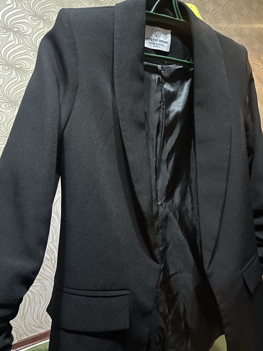 Продам блузки, пиджаки и рубашки