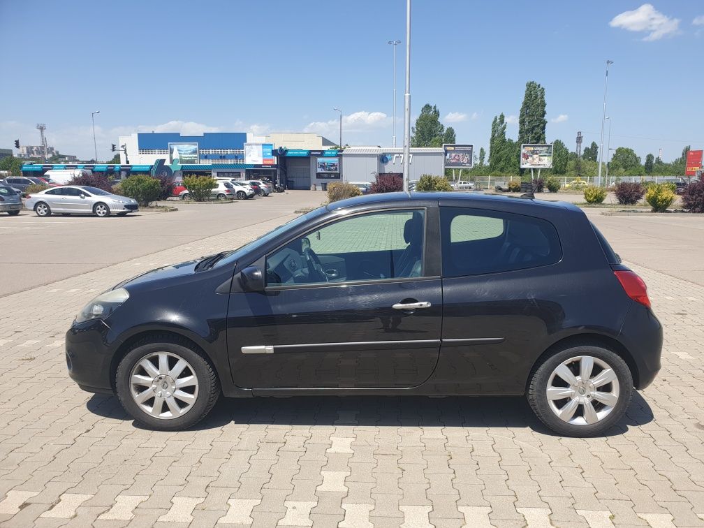 Рено клио 3 103к.с 6скорости 1.5dci