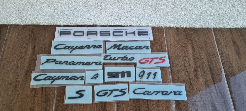 Емблема Porsche Порше Panamera Cayenne Macan Cayman  GTS Turbo 911 S 4