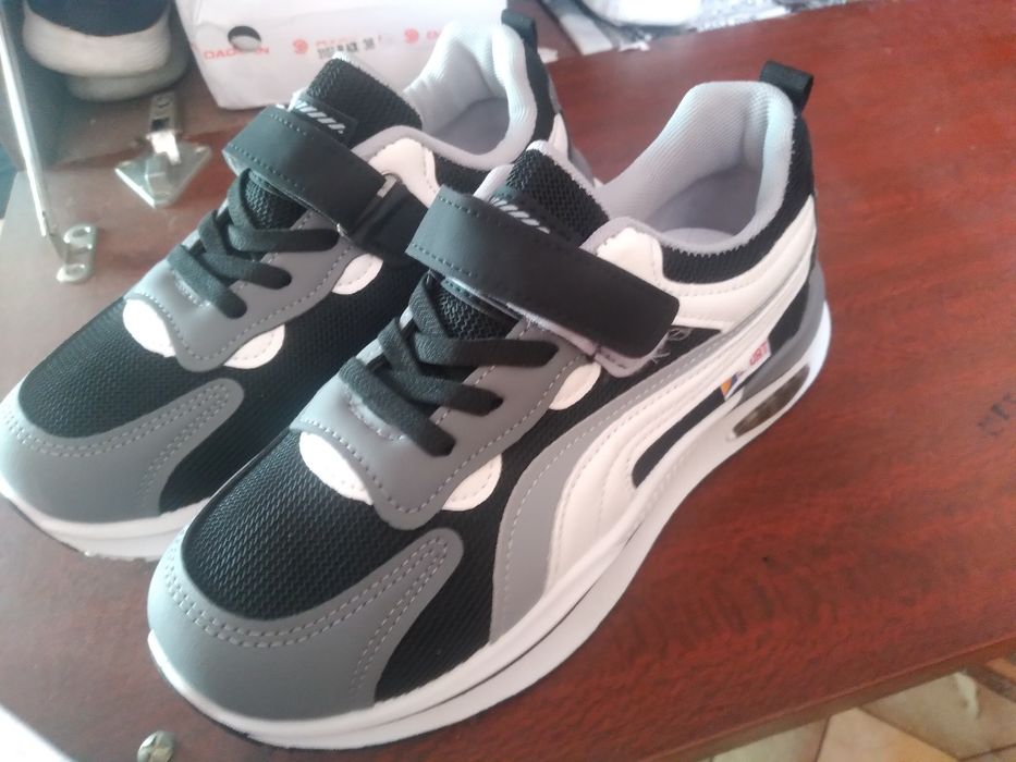 Продам кросовки не дорого